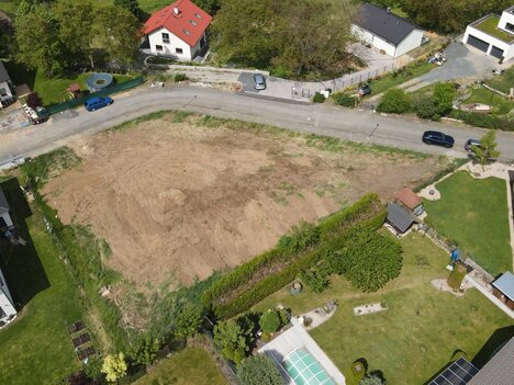 Prodej stavebního pozemku (1554 m2) v obci Škvorec